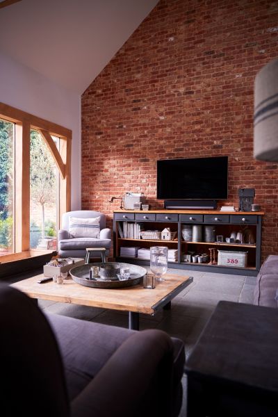 Brick Transformation Service