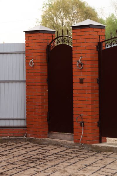 Brick Columns Installation in Spanish Fork